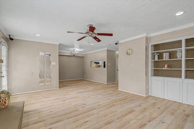 794 Thicket Lane, Houston, TX 77079