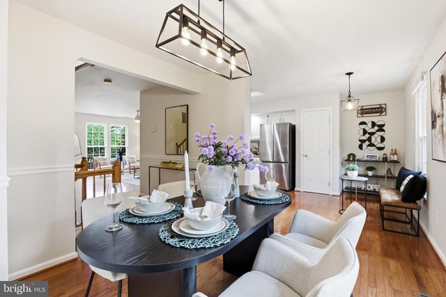 6428 OVERCOAT LN, Centreville, VA 20121