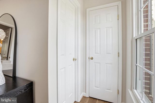 6428 OVERCOAT LN, Centreville, VA 20121