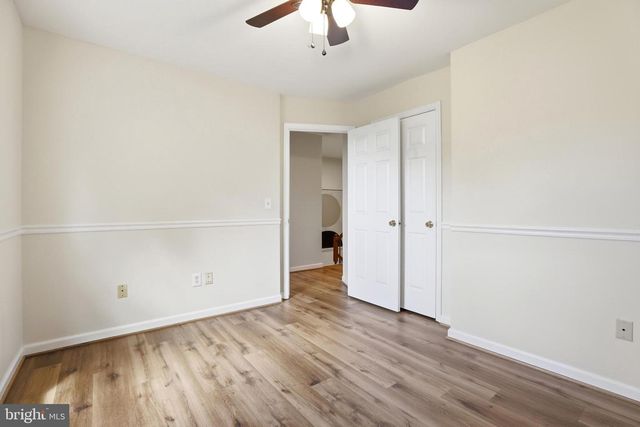 6428 OVERCOAT LN, Centreville, VA 20121