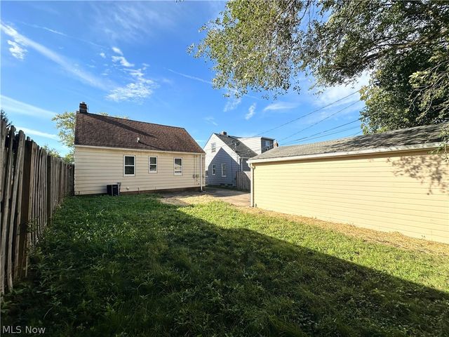 19265 Stockton Avenue, Maple Heights, OH 44137