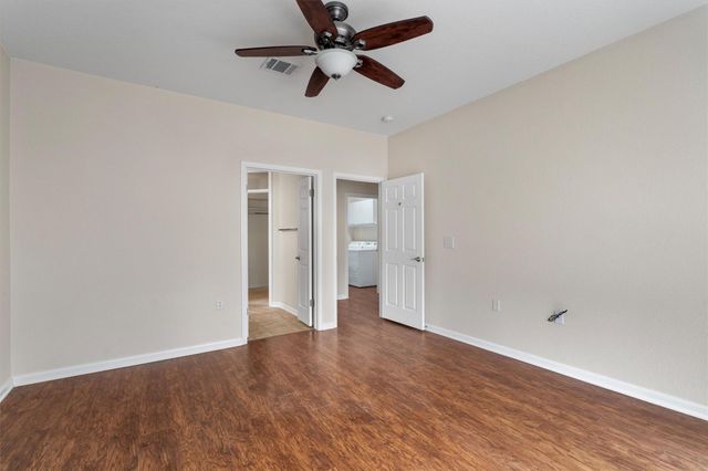 195 Whispering Wind DR, Georgetown, TX 78633