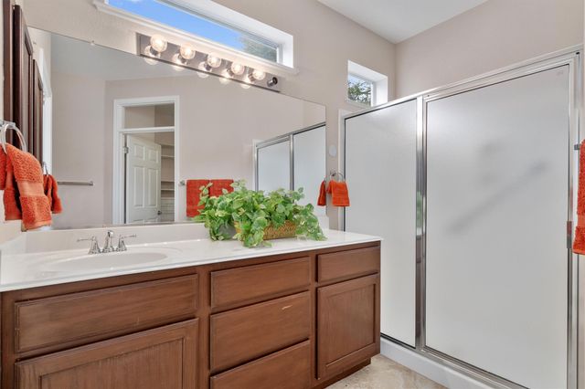 195 Whispering Wind DR, Georgetown, TX 78633