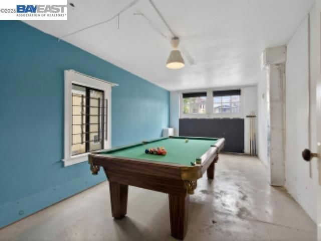 1227 E 33Rd St, Oakland, CA 94610