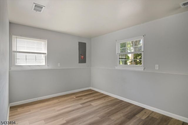 44 Summit Rd, Jefferson Twp., NJ 07438