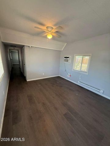 15432 N 69TH Avenue, Peoria, AZ 85382