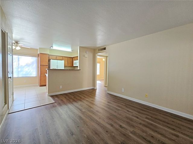 3038 Tarpon Drive 103, Las Vegas, NV 89120