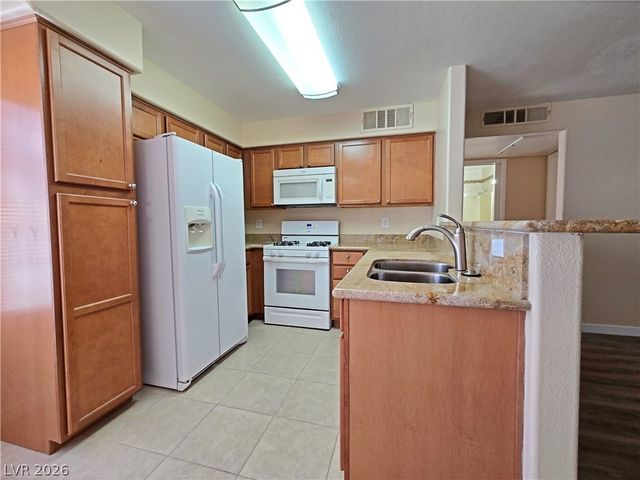 3038 Tarpon Drive 103, Las Vegas, NV 89120