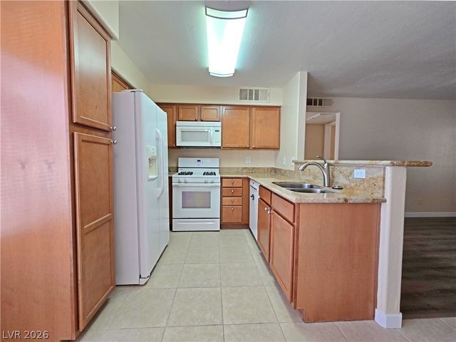 3038 Tarpon Drive 103, Las Vegas, NV 89120
