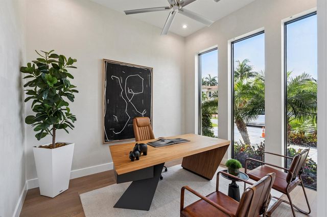 255 NE 3rd Street, Boca Raton, FL 33432