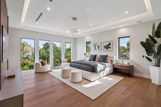 255 NE 3rd Street, Boca Raton, FL 33432