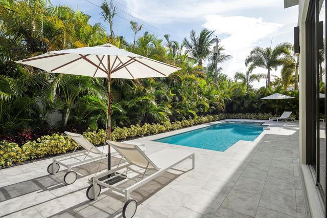 255 NE 3rd Street, Boca Raton, FL 33432