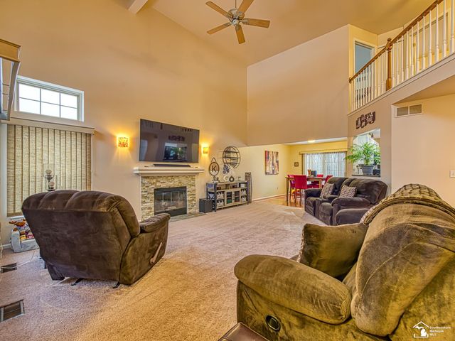 25247 Warren Drive, Brownstown Twp, MI 48134