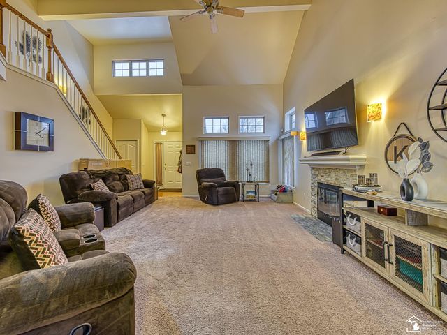 25247 Warren Drive, Brownstown Twp, MI 48134