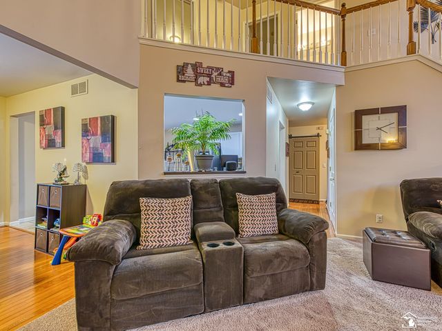 25247 Warren Drive, Brownstown Twp, MI 48134