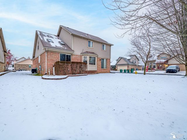 25247 Warren Drive, Brownstown Twp, MI 48134