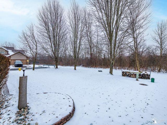 25247 Warren Drive, Brownstown Twp, MI 48134