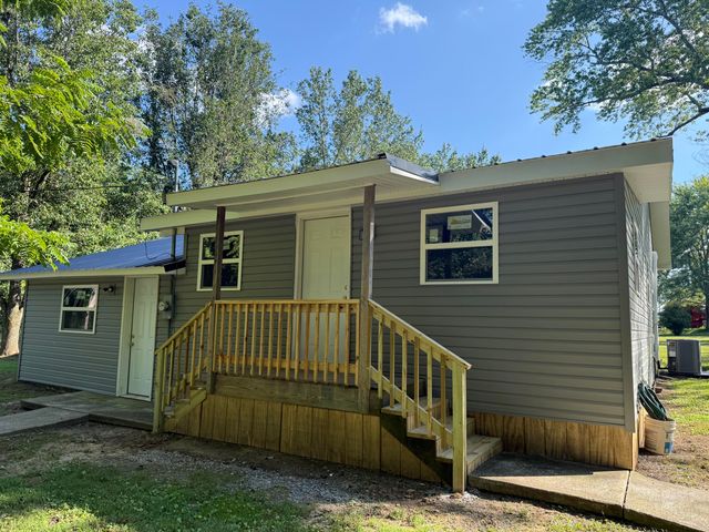 237 Higglentown Road, Pikeville, TN 37367