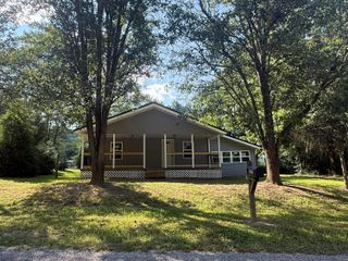237 Higglentown Road, Pikeville, TN 37367
