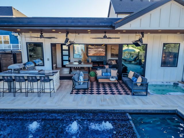 11729 S RIVER FRONT PKWY, South Jordan, UT 84095