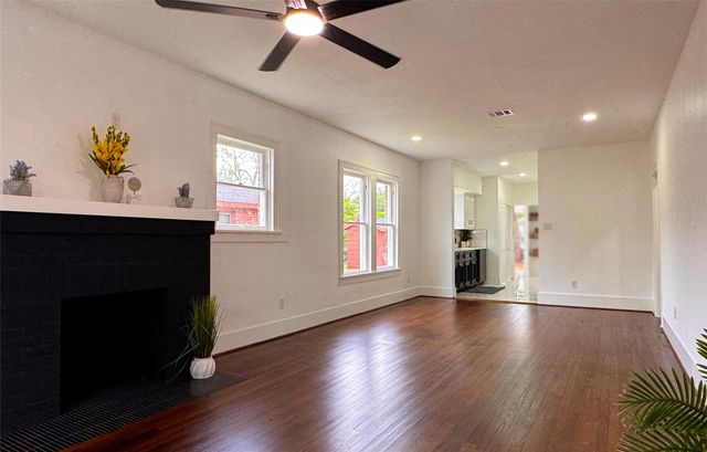 1569 Elliott Street, Houston, TX 77023