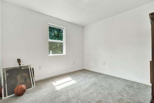 200 Queens Lane, Decatur, TN 37322