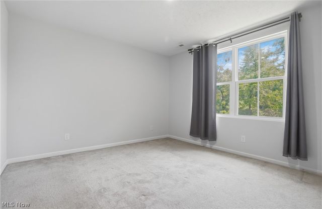 212 Raintree Lane, Painesville Twp, OH 44077