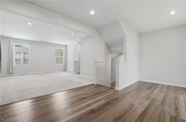 212 Raintree Lane, Painesville Twp, OH 44077