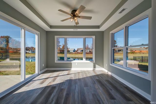 4890 Whittlebury Drive, Fort Wayne, IN 46818