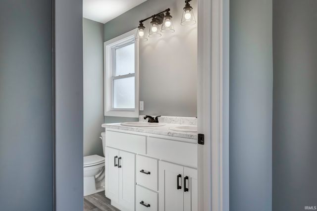4890 Whittlebury Drive, Fort Wayne, IN 46818