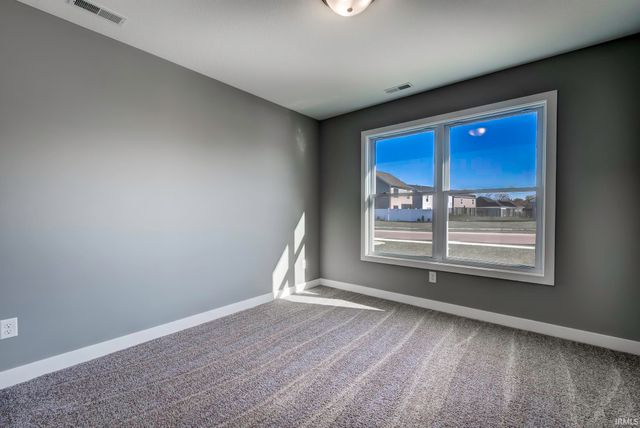 4890 Whittlebury Drive, Fort Wayne, IN 46818
