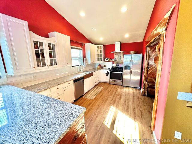 610 SW 7th Road, Stigler, OK 74462