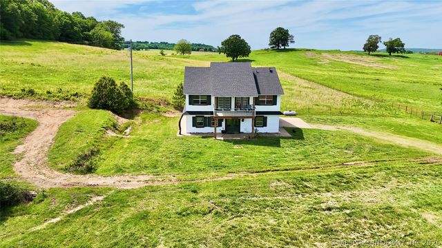 610 SW 7th Road, Stigler, OK 74462