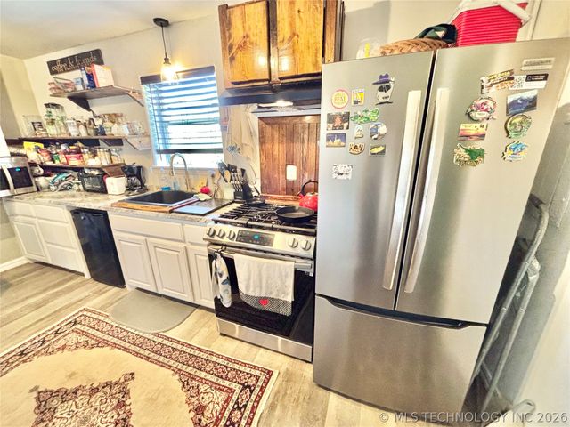 610 SW 7th Road, Stigler, OK 74462