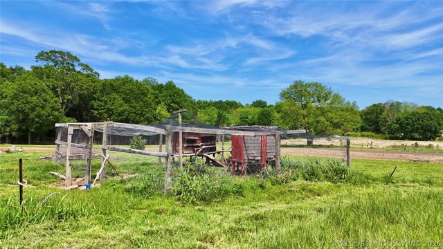 610 SW 7th Road, Stigler, OK 74462