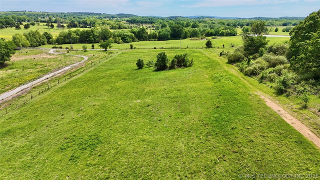 610 SW 7th Road, Stigler, OK 74462