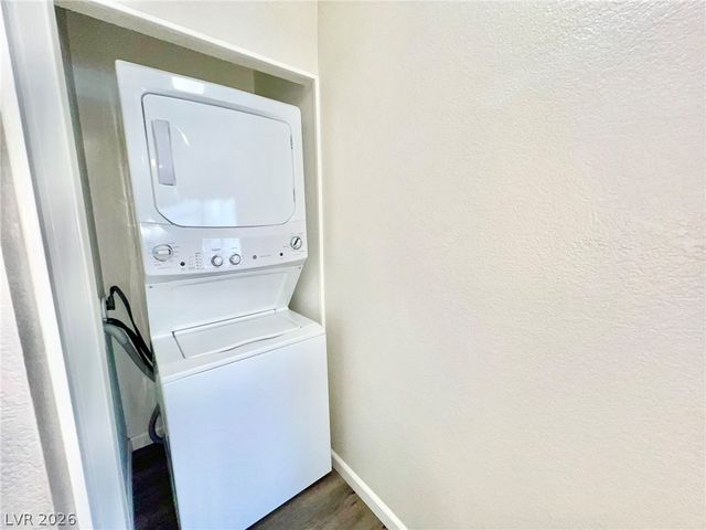 480 Elm Drive 206, Las Vegas, NV 89169