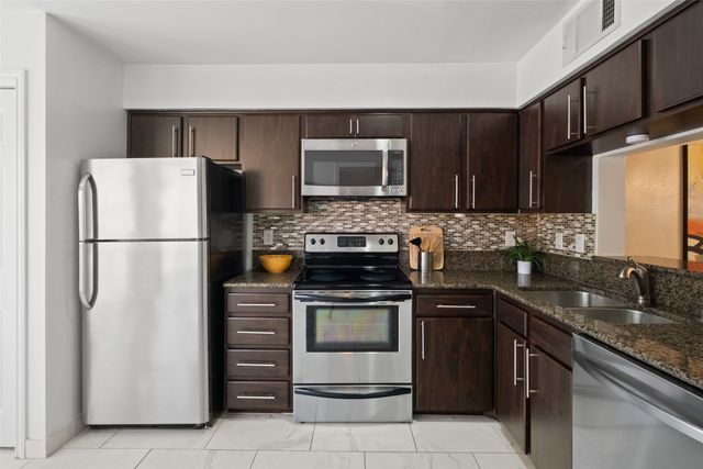 4130 Proton Drive 47B, Addison, TX 75001