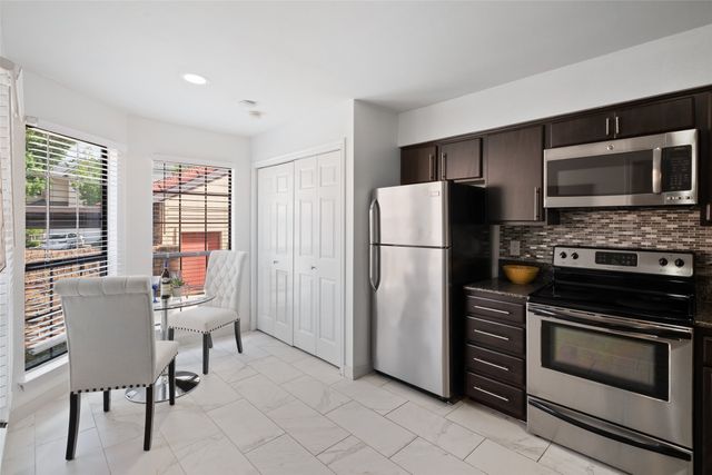 4130 Proton Drive 47B, Addison, TX 75001