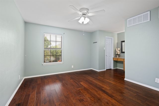 4130 Proton Drive 47B, Addison, TX 75001