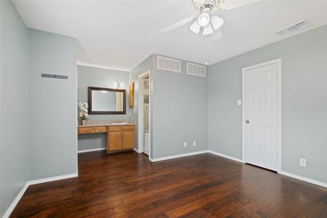 4130 Proton Drive 47B, Addison, TX 75001
