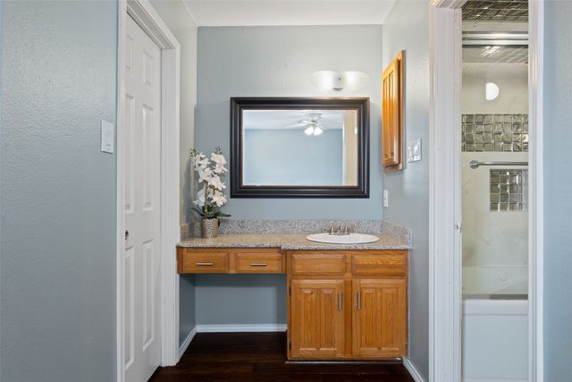 4130 Proton Drive 47B, Addison, TX 75001