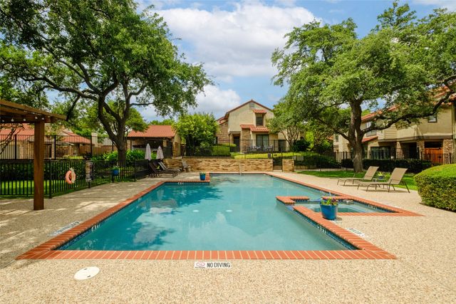 4130 Proton Drive 47B, Addison, TX 75001