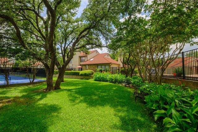 4130 Proton Drive 47B, Addison, TX 75001