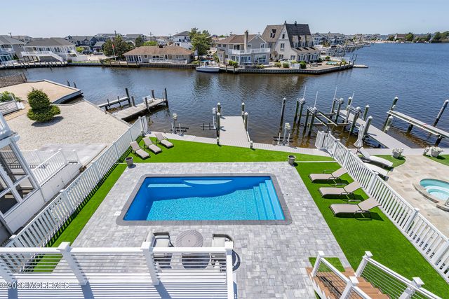 2202 Bay Boulevard, Lavallette, NJ 08735