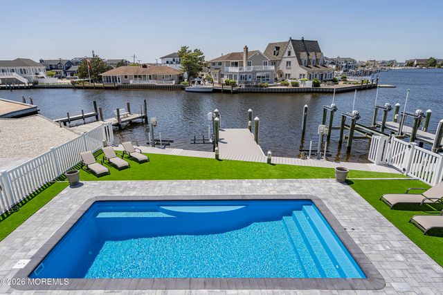 2202 Bay Boulevard, Lavallette, NJ 08735
