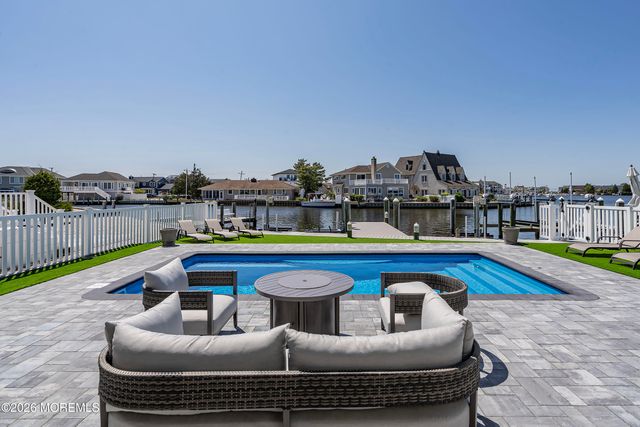 2202 Bay Boulevard, Lavallette, NJ 08735