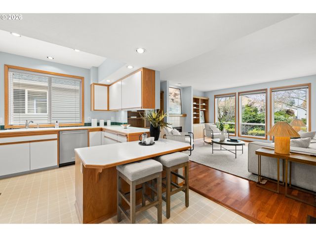 1629 Ne 150TH Ave, Portland, OR 97230