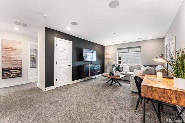 3402 N Buchanan Way, Aurora, CO 80019