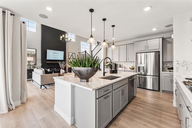 3402 N Buchanan Way, Aurora, CO 80019